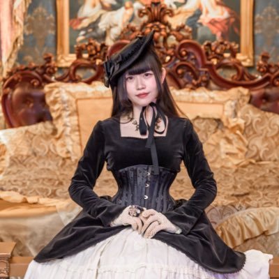 株式会社Gothic and Lolita Market(@Goth_LoliMarket)社長🌹ロリータファッションキュレーターとして生きています🌱ロリデ・質問・売り子依頼・取材依頼・その他お誘いはお気軽にDMください💌 #ロリィタ #ゴスロリマーケット