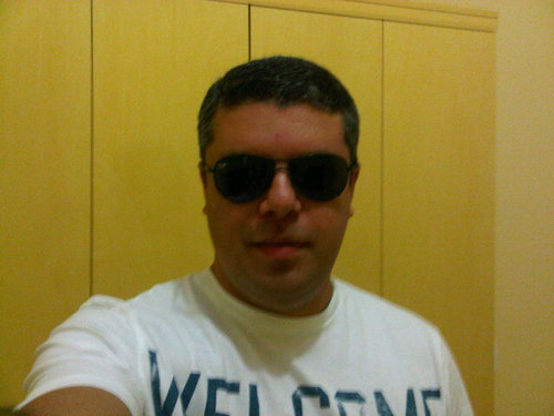 FontenelleRR's profile picture. Soluções em telefonia e internet móvel, VIVO 3G.