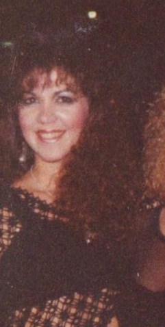 ginadots's profile picture. I'm an Antique Hunter, Vintage Junker! Business Owner.. Tennessee Titans 💙 Nashville Predators 💛 Tennessee Vols 🧡 https://t.co/2fvyCXWrHk