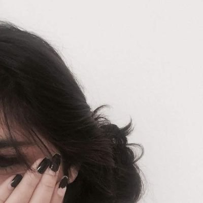 FaniaEfhi's profile picture. people👧