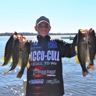cole24299's profile picture. Sponsored by @froggtoggs #trikfish #bassmanspinnerbaits #accucull @billlewislures 
https://t.co/FxQbqV4uue
