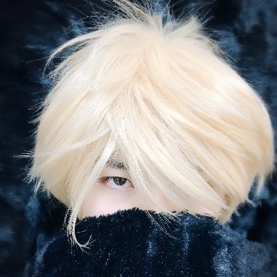 七色湊夢 大学3年生(株)芸映所属。マーダーミステリー発売中!ファンタジー小説【時計色の瞳】書店&Amazon発売中→ https://t.co/6TRazeZ14X