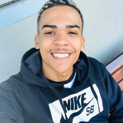 m_felipe97's profile picture. viver, ter fé, sonhar e nunca desistir.