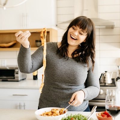 We like to talk about food. Recipes to help you cook, eat, live better - and get closer to your food in the process. Host @atthetablepod. Members @1percentftp.