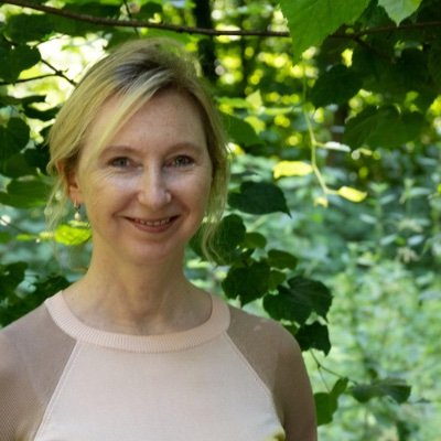 hildebackus's profile picture. Wandelcoach/Psycholoog | Post-HBO-Wandelcoach Opleidingen | Boek: Wandelcoaching bij stress en onzekerheid | Wandelprogramma's die werken! | Amelisweerd