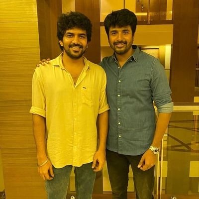 Official Fans Page for #SKWithKavin ❤ This page dedicated to our brothers @Siva_kartikeyan & @Kavin_m_0431 ❤ Trend Spreader 💥 #OorKuruvi #Ayalaan ❤