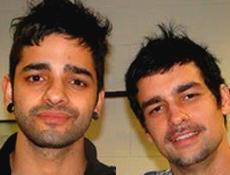 ProjetoEBRJ's profile picture. Temos o objetivo de apoiar os projetos solos do Beeshop e do Esteban no RJ, tornando possível o reconhecimento do trabalho deles.