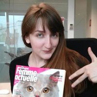 alexia (@aka) 's Twitter Profile