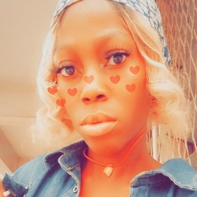 A student👩💻 fun to be with
in case u want someone to clean ur house or u want cleaner my dm is open for serious minded people🍁