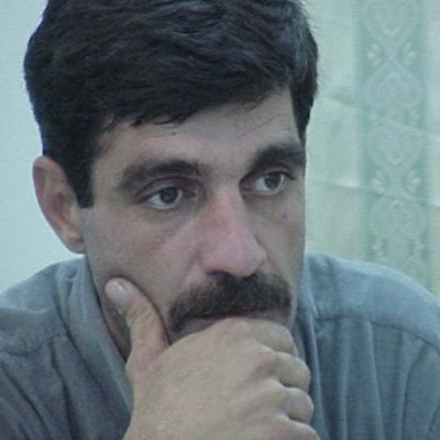 از سال ۱۳۸۰ ،پس از ۱۴ ماه انفرادی انتقالی از اهواز به زندان اوین،سال ۱۳۸۱ به اعدام محکوم ،اما در سال ۱۳۸۶ به حبس ابد کاهش یافت.بیش از ۲۵ سال بدون یک روز مرخصی
