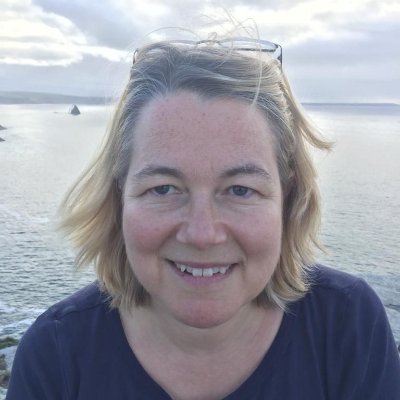 'good enough' woman in tech, slacker with ambitions, would rather be naive than cynic; partially anglicised German @CodeHubBS