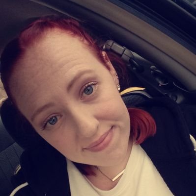 EmilyTatman's profile picture. Live it up....that's what i do