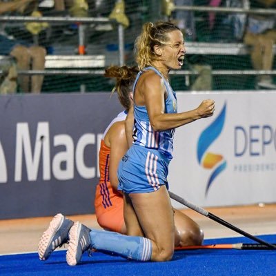 Jugadora de Hockey del Club Banco Provincia, y de la Seleccion Argentina Las Leonas. Abogada egresada de la UBA Agencia:info@gpsports.com.ar