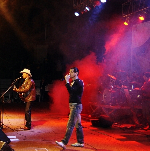 duplapceb's profile picture. Dupla Paulo cesar e Barreto,vem com seu novo trabalho, que esta contagiando toda a galera universitária.
Contatos:(66)9984.1958
         (66)3421.1077