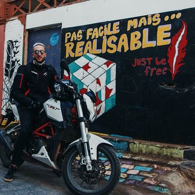 benyounes_samy's profile picture. Sarcasme,Sarcastique .   🇩🇿 , Faut pas oublier que c’est la vie et pas un biscuit qui réagit au fermentations tu délice qui lui même ce fut une bonne journée