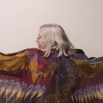 DoveShine's profile picture. Scribe, beadworker, Wife of a Rock Star.