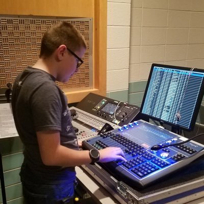 (He/They) Just a dorky broadcast, lighting and audio tech learning as I go in the production world. also learning IT and network design.
Options are my own.