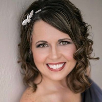 Jen_Scho14's profile picture. Jesus follower, wife, mom and teacher.