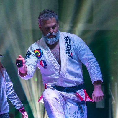 Cannabis consultant, jiu jitsu instructor, gardener, tequilas, deadhead, blah blah, blah..