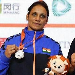 Member of Indian Wushu Team,🥇 Wushu World Champion 2019,🥇13th South Asian Games 2019,🥇x10 National Champion,Serving in @DGSSB ✉️Poonam.wushu@gmail.com