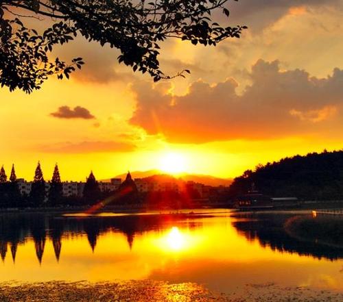 kjhnow's profile picture. 