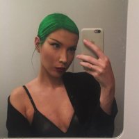 Vichka (@vikamihaylovaa) 's Twitter Profile