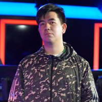 Andrew (@andrewloek) 's Twitter Profile