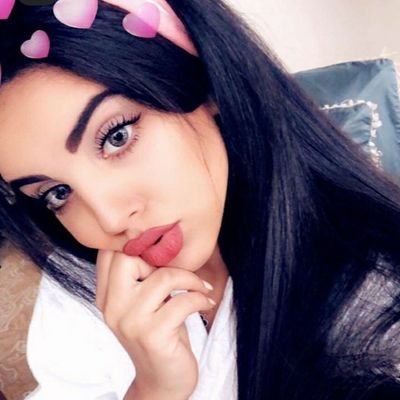 W3wgBqRUbcyVlGI's profile picture. 