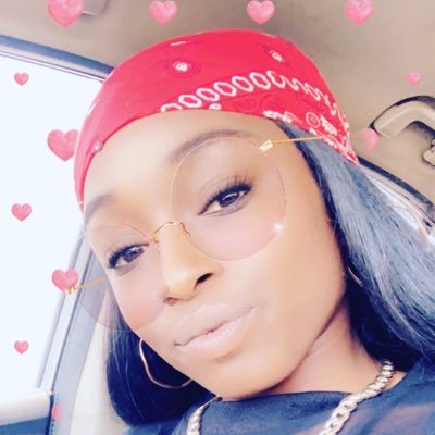 Baddest Onna Coast 🤞🏽 // Snap: YoungSmalls // IG: @BaddAss_BabyYa 💗💜💙