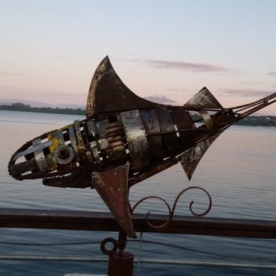 Biólogo Marino, sureño y bullanguero