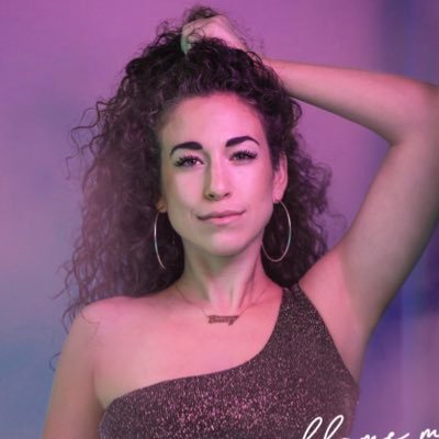 emclaymusic's profile picture. loves making music / hates Voldemort  • my new single CAN YOU BLAME ME? is now streaming everywhere ✨