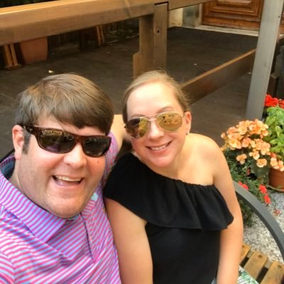 #CRE #Retail Broker @CBRE. Clemson Fan. Proud husband and father of 2 great kids.