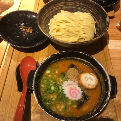 ky2185013526's profile picture. 都内の平凡な文系大学生。21卒。