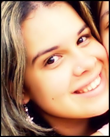 Eles dizem que é impossível encontrar o amor sem perder a razão,mas pra quem tem pensamento forte, o impossível é só questão de opinião ♪ *