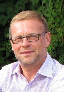 23/12/59 - partner manager @ DynApps - ERP, CRM en BI Sales, management,consultancy,project mgt. hobbies: fietsen,lekker eten,muziek,actualiteit,steden,reizen
