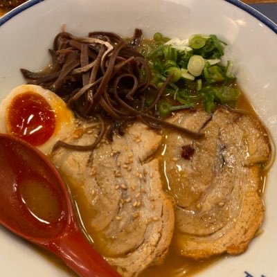 forrfangg's profile picture. one of dwarfs