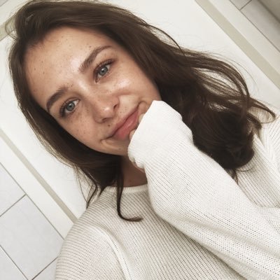 chelsnaomijonas's profile picture. basically obsessed with bands and concerts