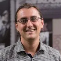 Hector_Mendal's profile picture. El #Marketing y la #Comunicación son mi pasión. Pero aquí puedo tuitear de cualquier cosa 😅...