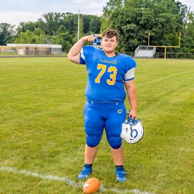height:5’10 weight: 300 lbs clearview clipper #73 class of 2021
