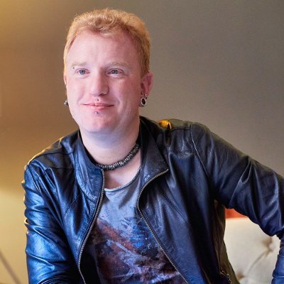 Soul-Business #Mentor und #Coach (PCC), #Journalist (@DJVde), @oelverliebt, Experte für Business Kreditkarten
Mastodon: @MarkusKaemmerer@newsie.social