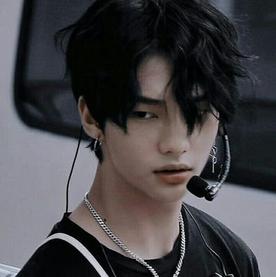 MIKROC0SMOS's profile picture. 