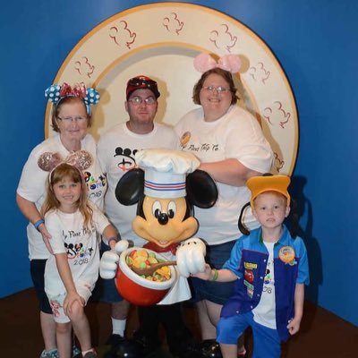 The welzen family adventures past and present a #vloger of my favorite past and future the love for #waltdisney  and all other travels
