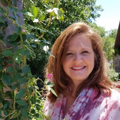 Micha60607564's profile picture. 