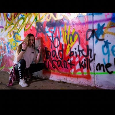 sky_tower_6's profile picture. 666 🖤