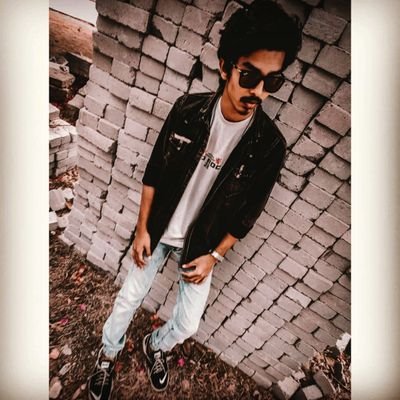 beingkhnnadeem's profile picture. Being human