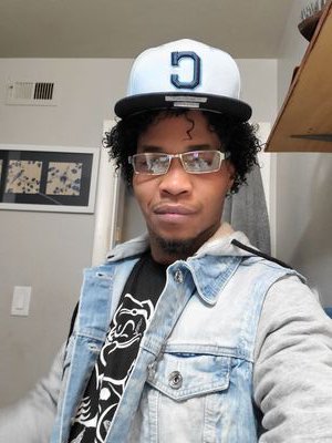 KONQIIIR's profile picture. 