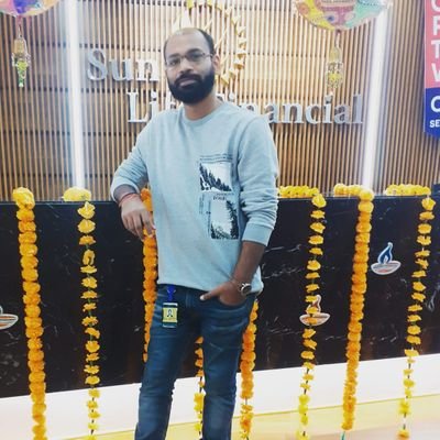 जिंदगी भर कोई साथ नहीं देता ये जान लिया हमनें लोग भी तभी याद करतें हैं जब वो ख़ुद अकेलें होतें हैं।।।।।