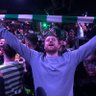alecb7's profile picture. Sport/code/general whinging. Mainly the third one. Mon the hoops!