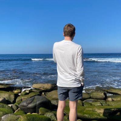 th_moron's profile picture. 