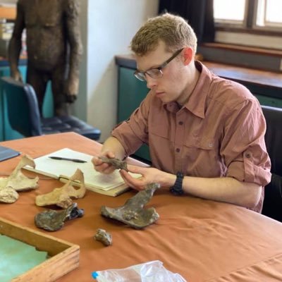 he/they. Assistant Professor. Paleoanthropologist, anatomist. Hominin hip and pelvis evolution, biomechanics. 🏳️🌈 Ace. Bikes, drums, dogs. Views mine.